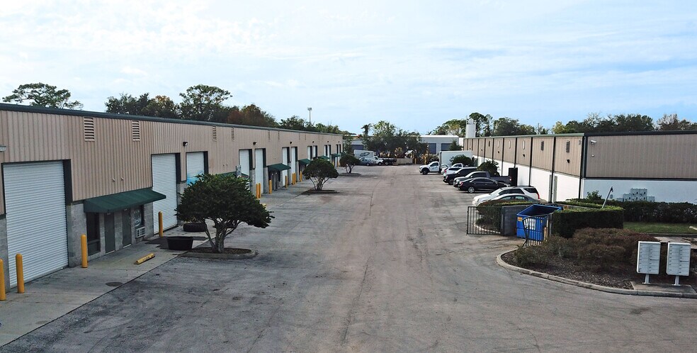 2516 JMT Industrial Dr, Apopka, FL for lease - Building Photo - Image 1 of 7