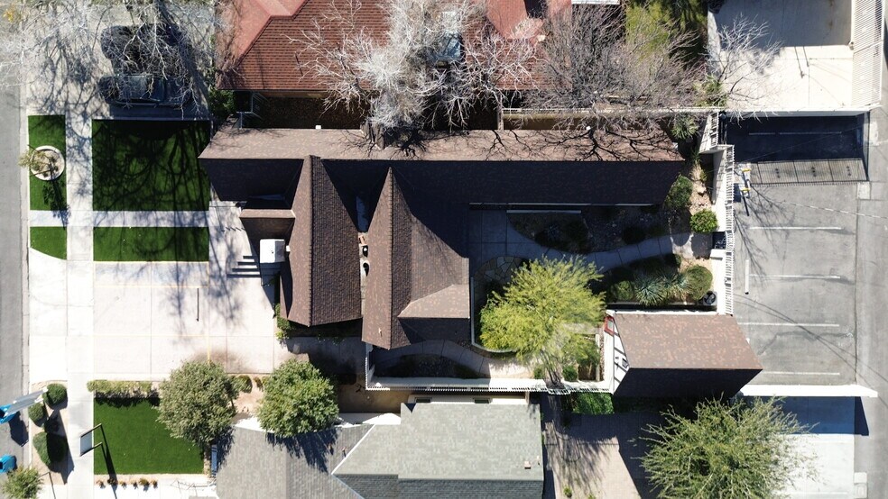 610 S 7th St, Las Vegas, NV à louer - Photo du bâtiment - Image 3 de 6