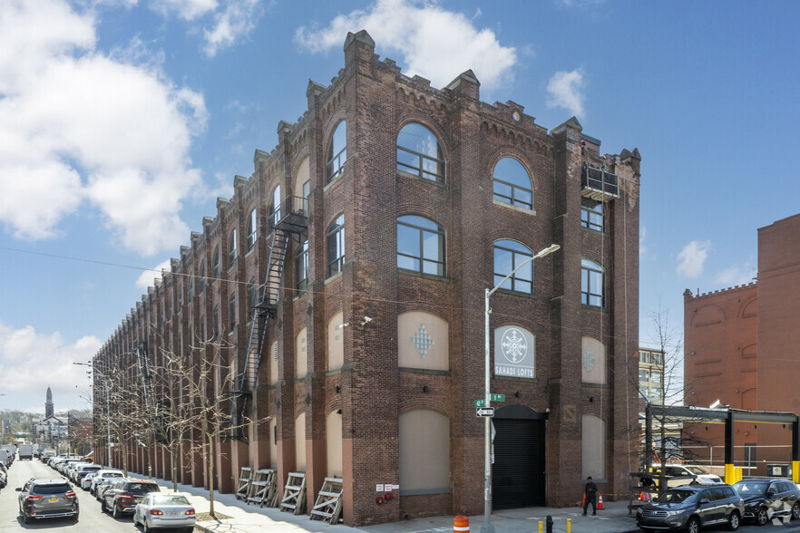 4201 1st Ave, Brooklyn, NY for lease - Primary Photo - Image 1 of 5