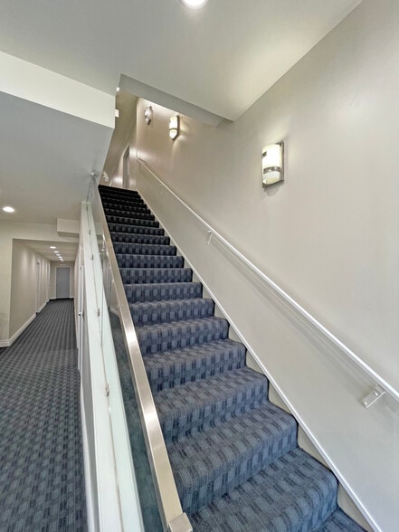 11350 Ventura Blvd, Studio City, CA for lease - Interior Photo - Image 3 of 8