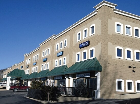 910 Nottingham Rd, Avon, CO à louer Photo principale- Image 1 de 6