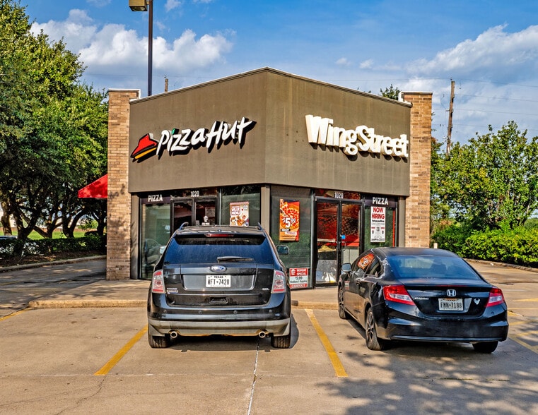 1020 Eldridge Rd, Sugar Land, TX for sale - Building Photo - Image 3 of 7