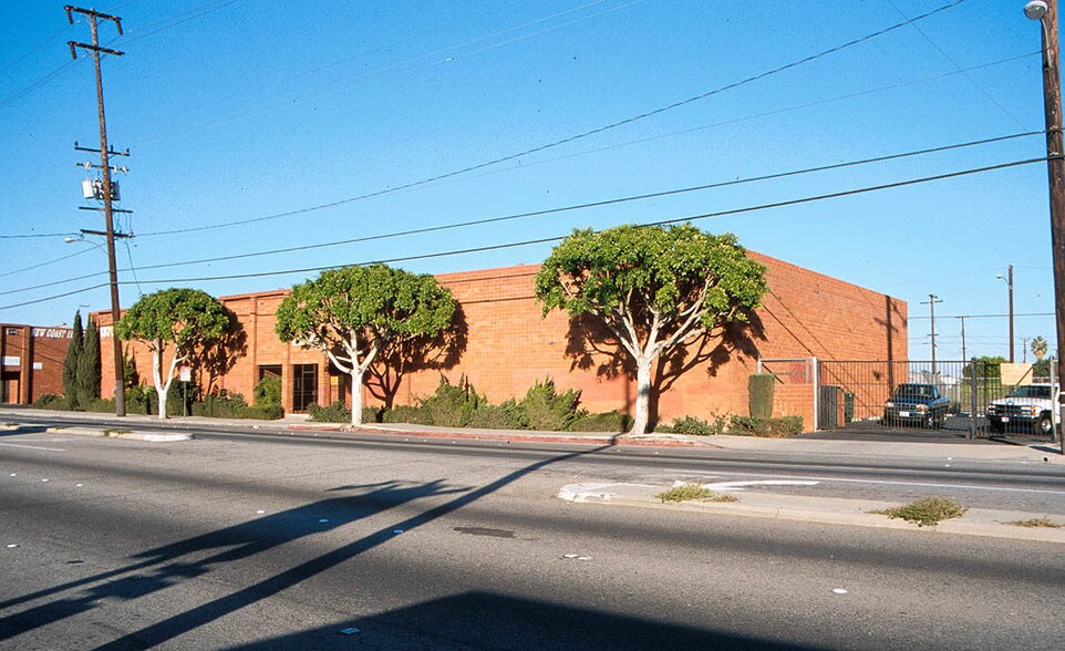 13700 Crenshaw Blvd, Gardena, CA à vendre - Photo principale - Image 1 de 1