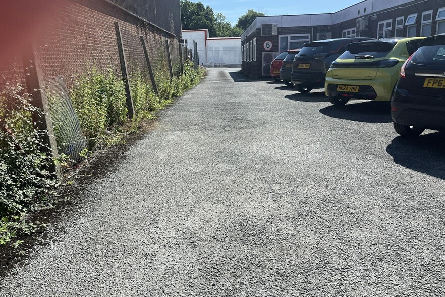 3 Mayflower Clos, Eastleigh for lease - Other - Image 2 of 2