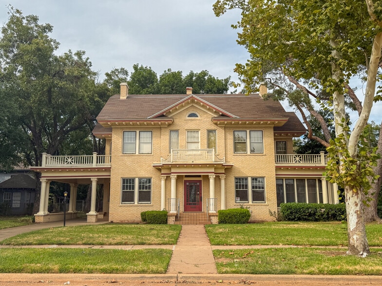 1808 Rose St, Wichita Falls, TX à louer - Photo du bâtiment - Image 1 de 28