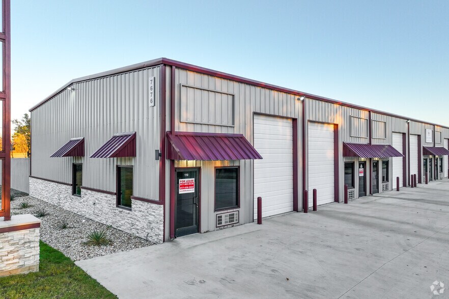 7676 E FM 917, Alvarado, TX à louer - Photo principale - Image 1 de 6