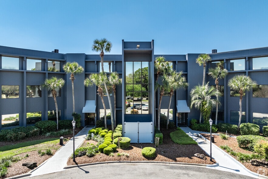 7825 Baymeadows Way, Jacksonville, FL for sale - Building Photo - Image 1 of 22