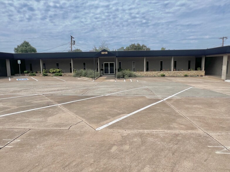 3315 NW 63rd St, Oklahoma City, OK for lease - Building Photo - Image 1 of 14