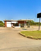 3840 SW Topeka Blvd, Topeka, KS à vendre Photo intérieure- Image 1 de 6