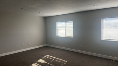 5460 E 2200 N, Eden, UT à louer Photo intérieure- Image 2 de 5