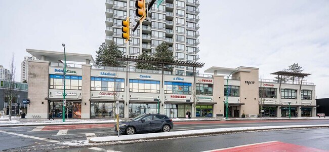 Plus de détails pour 7315 Edmonds St, Burnaby, BC - Commerce de détail à louer