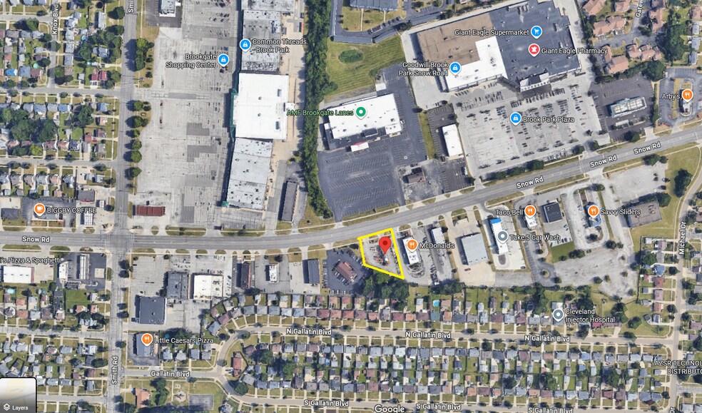 14911 Snow Rd, Brook Park, OH à louer - Photo du bâtiment - Image 2 de 3