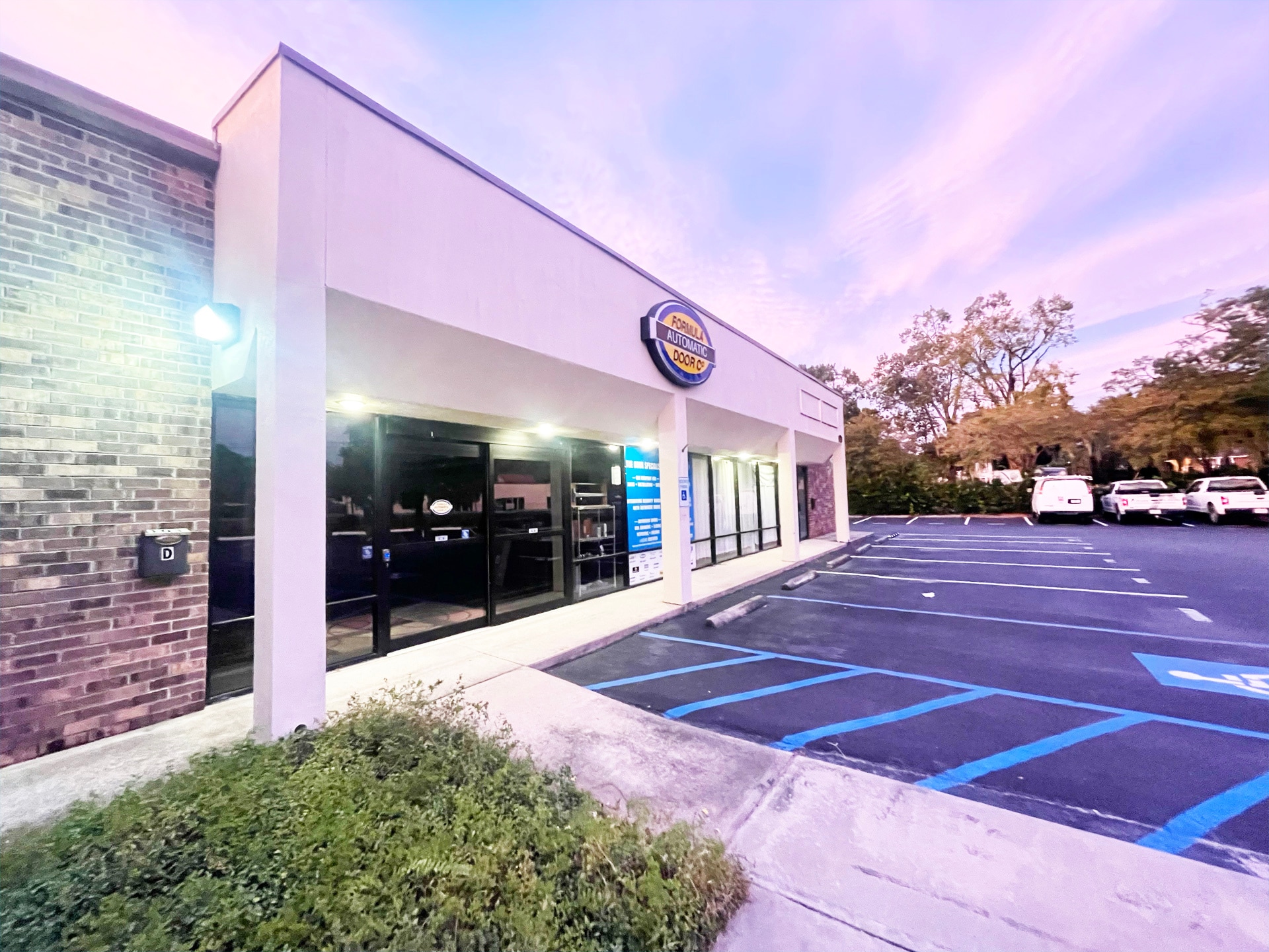 1033 Wappoo Rd, Charleston, SC for lease Primary Photo- Image 1 of 8