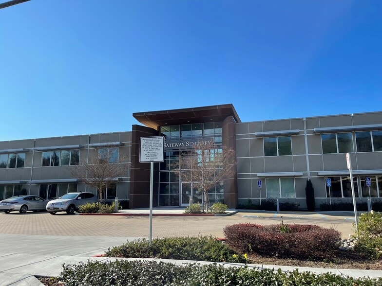 38891 Mission Blvd, Fremont, CA for sale - Building Photo - Image 2 of 17