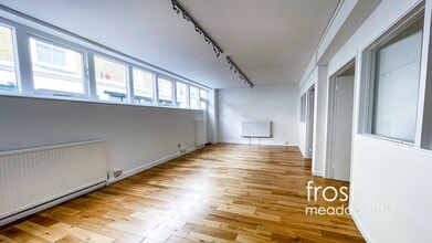 15-16 Pembroke Mews, London for lease Interior Photo- Image 2 of 5