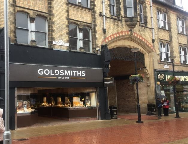 2 Regent St, Wrexham for sale - Primary Photo - Image 1 of 5