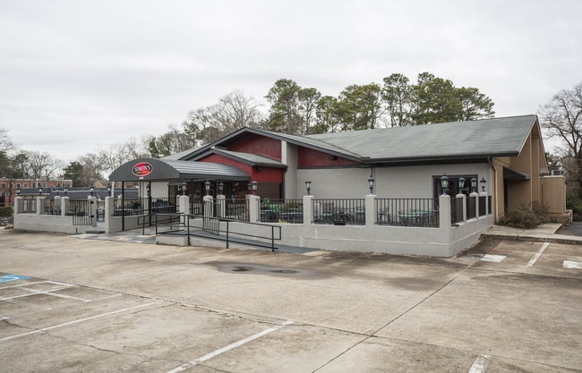 More details for 3529 Main St, Atlanta, GA - Retail for Sale