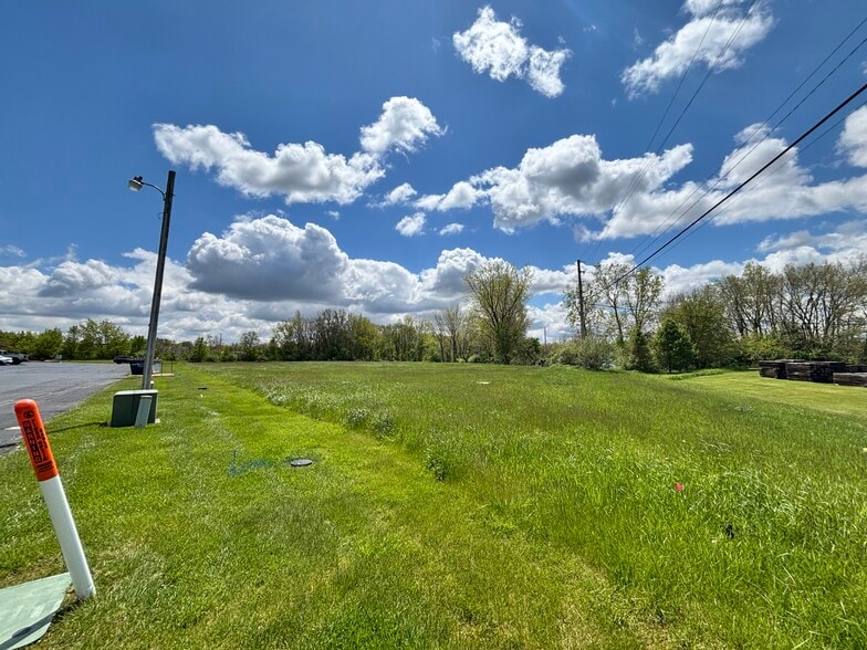 Commerce Drive, Warsaw, IN for sale - Building Photo - Image 3 of 3