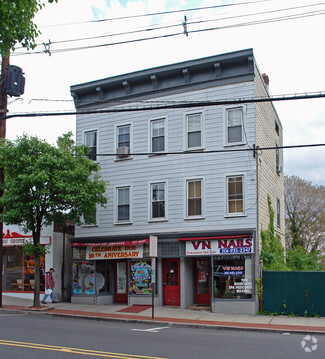 More details for 307 Hackensack St, Carlstadt, NJ - Retail for Lease