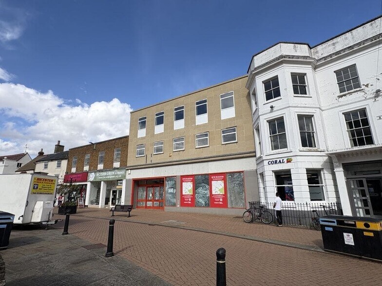 12-14 Sheep St, Bicester à louer - Photo du bâtiment - Image 3 de 17