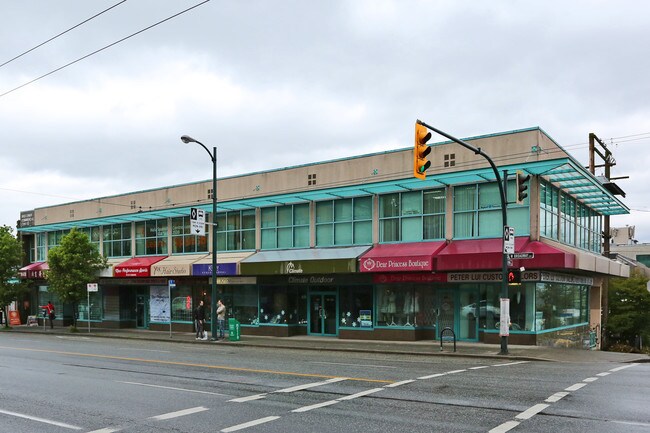 Plus de détails pour 223 W Broadway, Vancouver, BC - Commerce de détail à louer
