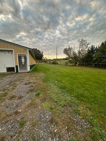 17905 Ravenna rd, Chagrin Falls, OH for sale - Building Photo - Image 2 of 10