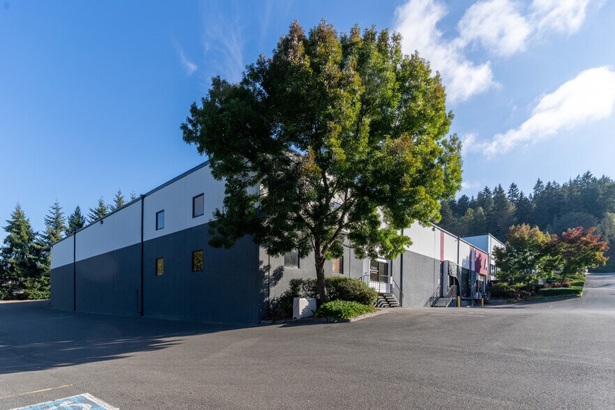 19510 144th Ave NE, Woodinville, WA à louer - Photo du bâtiment - Image 3 de 9