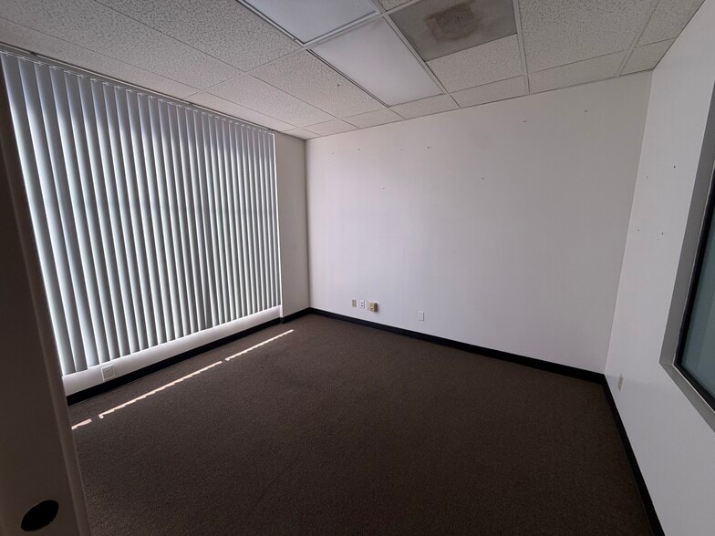 3935 1st Ave, San Diego, CA for lease - Building Photo - Image 3 of 7