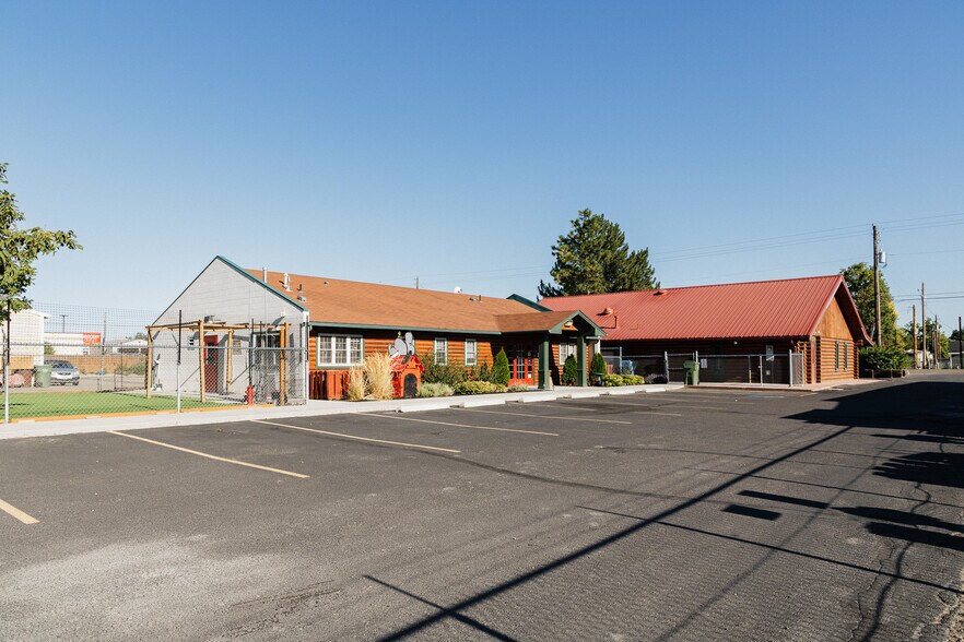 2502-2514 SW 4th ave, Ontario, OR à vendre - Photo du bâtiment - Image 2 de 13