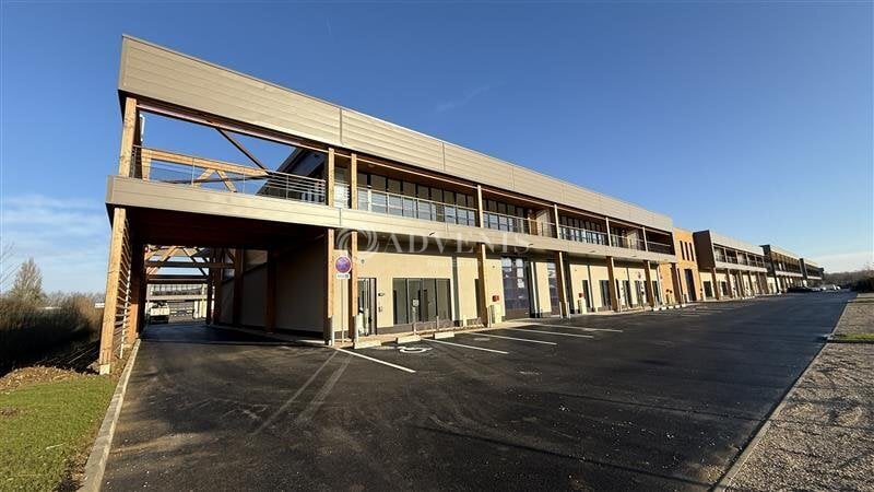 Flex in Collégien for lease - Building Photo - Image 2 of 19