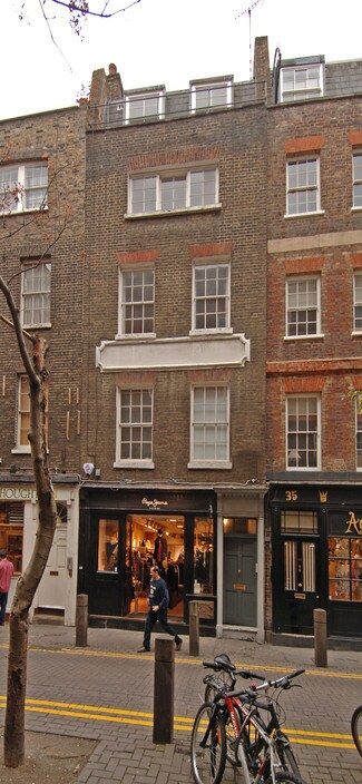 Plus de détails pour 34-42 Neal St, Londres - Commerce de détail à louer