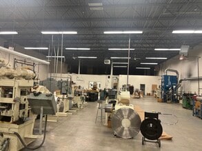 33 Plan Way, Warwick, RI à louer Photo intérieure- Image 2 de 3