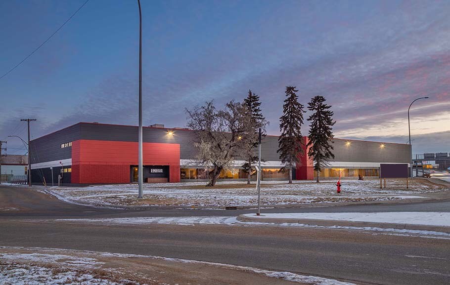 190-200 Disraeli Fwy, Winnipeg, MB à vendre Photo du bâtiment- Image 1 de 1