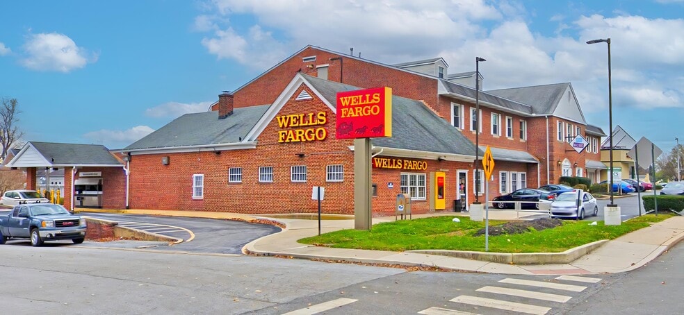 802-812 Philadelphia Pike, Wilmington, DE for lease - Building Photo - Image 2 of 8