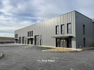 More details for Multiple Space Uses for Lease