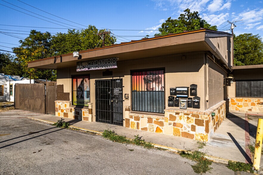 1006 West Ave, San Antonio, TX à louer - Photo du bâtiment - Image 3 de 35