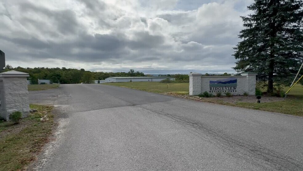 205 Bakers Ridge Rd, Morgantown, WV à vendre - Vidéo sur l’inscription commerciale - Image 2 de 8