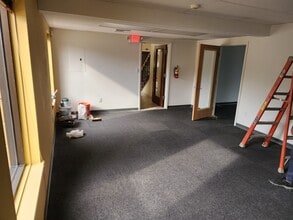 500 State Route 33 W, Millstone Township, NJ for lease Interior Photo- Image 2 of 2