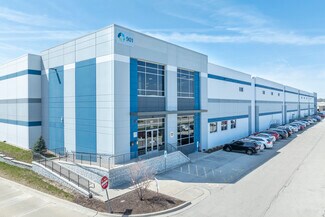 Plus de détails pour 901 Chase Ave, Elk Grove Village, IL - Industriel à louer