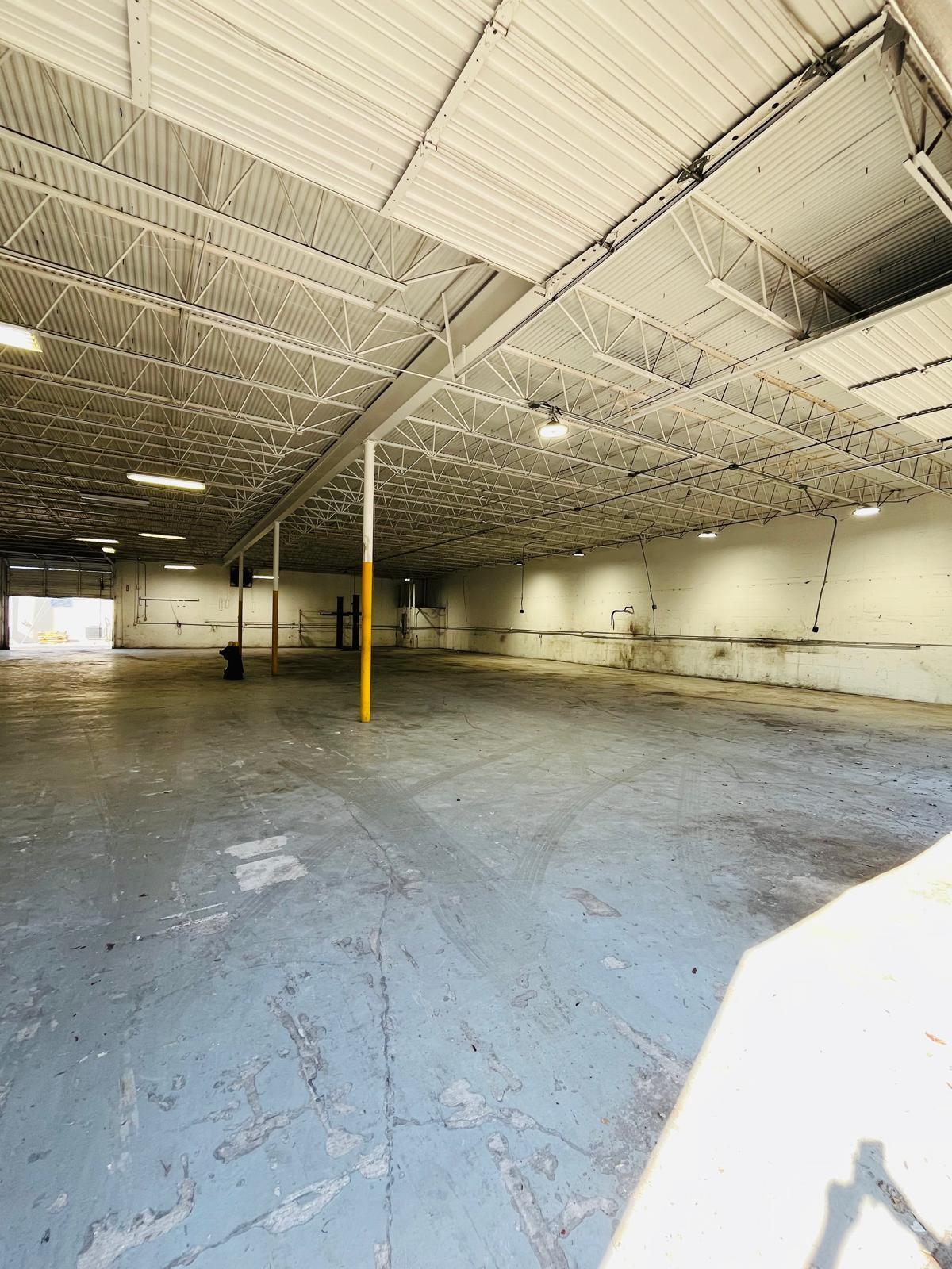 810 NW 1st Ave, Boca Raton, FL à louer Photo intérieure- Image 1 de 23