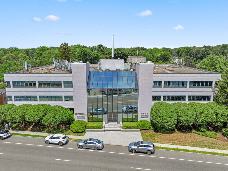 3530 Post Rd, Southport, CT à vendre - Aérien - Image 2 de 18