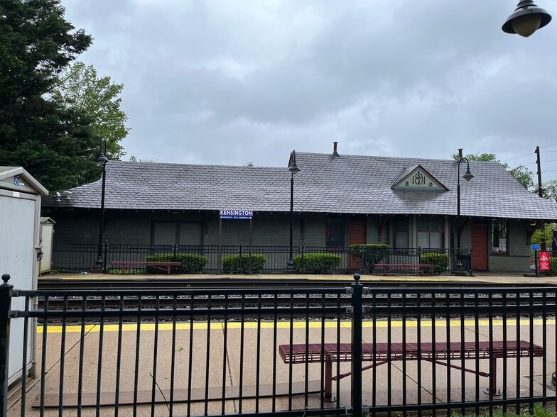 10555 Metropolitan Ave, Kensington, MD for sale - Building Photo - Image 3 of 25