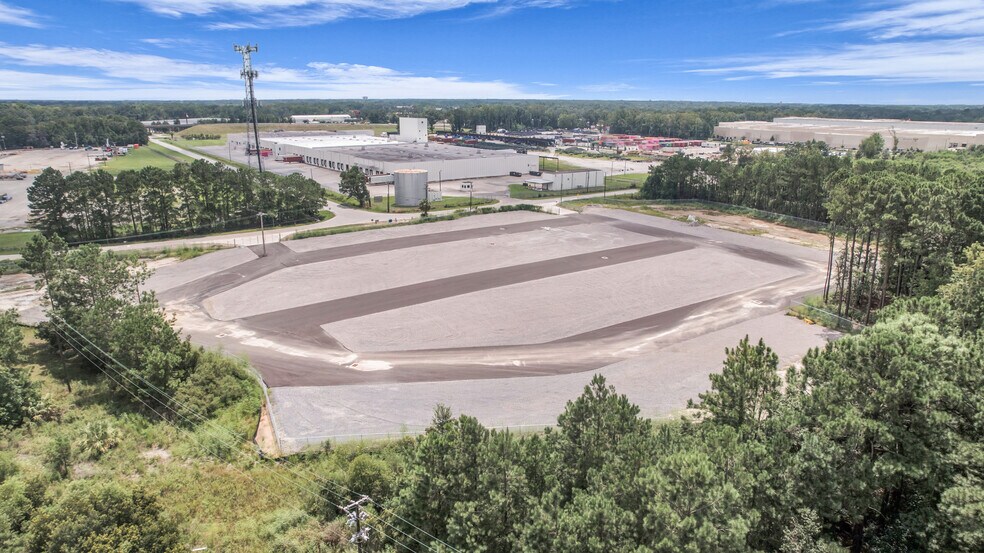 2351 Tremont Rd, Savannah, GA à louer - Photo du bâtiment - Image 2 de 7