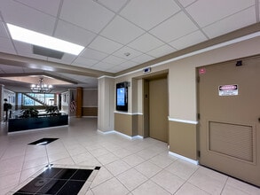 3003 S Florida Ave, Lakeland, FL for lease Interior Photo- Image 1 of 14