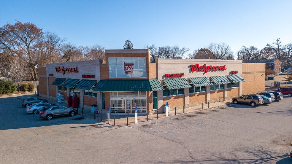 1805 Brady St, Davenport, IA for sale - Building Photo - Image 2 of 4