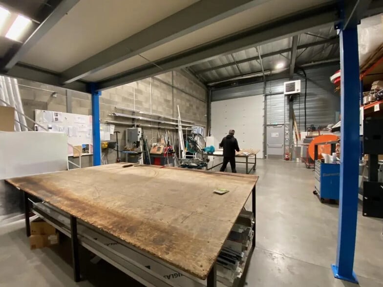 Flex in Brignais for sale - Interior Photo - Image 3 of 6