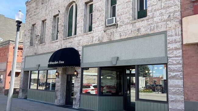 Plus de détails pour 22 N Bridge St, Saint Anthony, ID - Commerce de détail à vendre