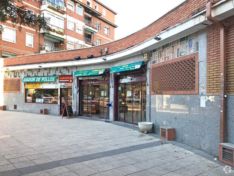 Vente au détail dans Madrid, MAD à vendre - Photo principale - Image 1 de 1