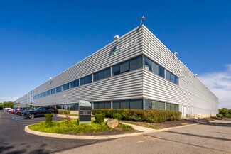 Plus de détails pour 230-79 International Airport Ctr Blvd, Springfield Gardens, NY - Bureau à louer