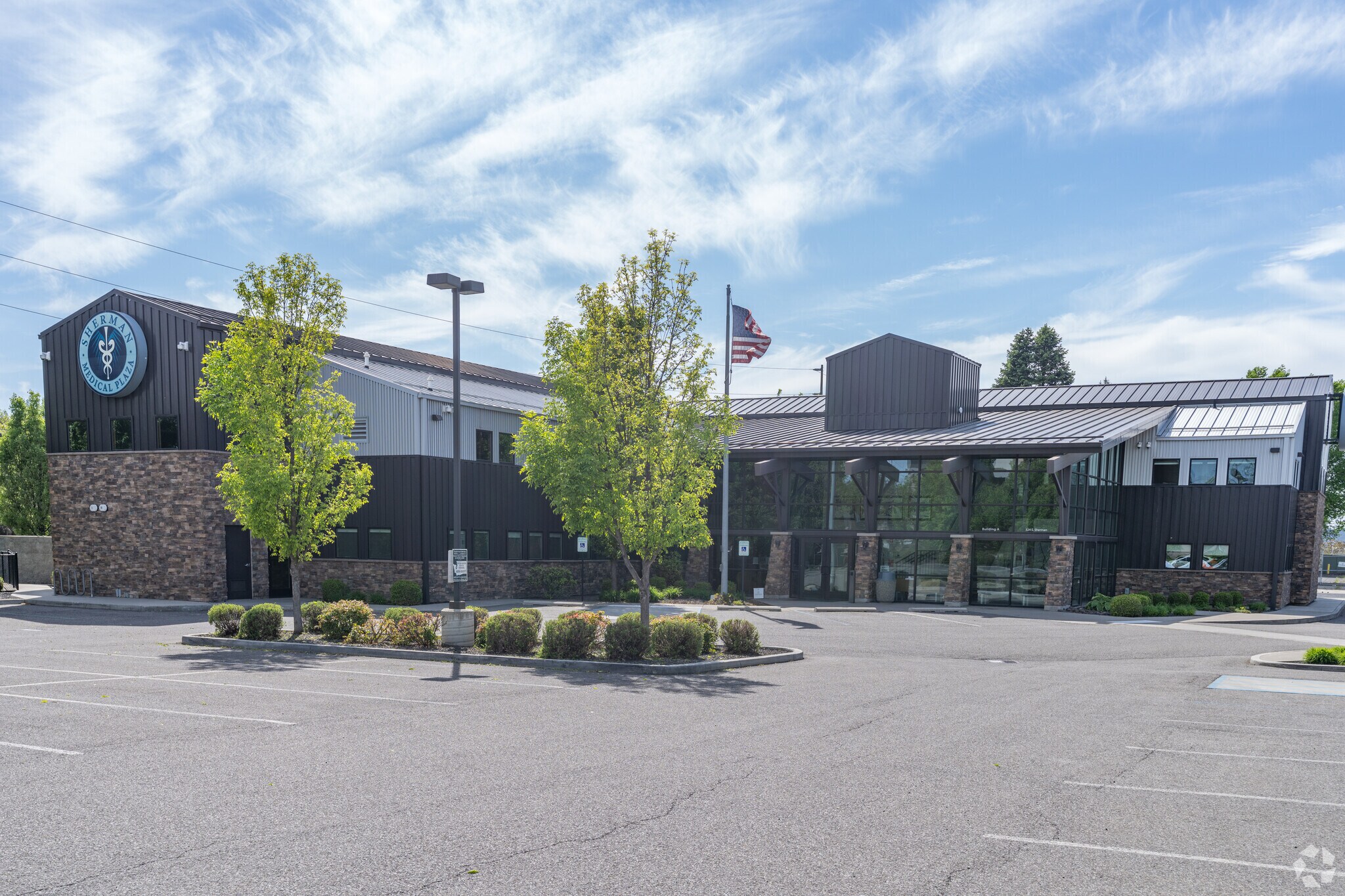 324 S Sherman St, Spokane, WA à louer Photo principale- Image 1 de 5